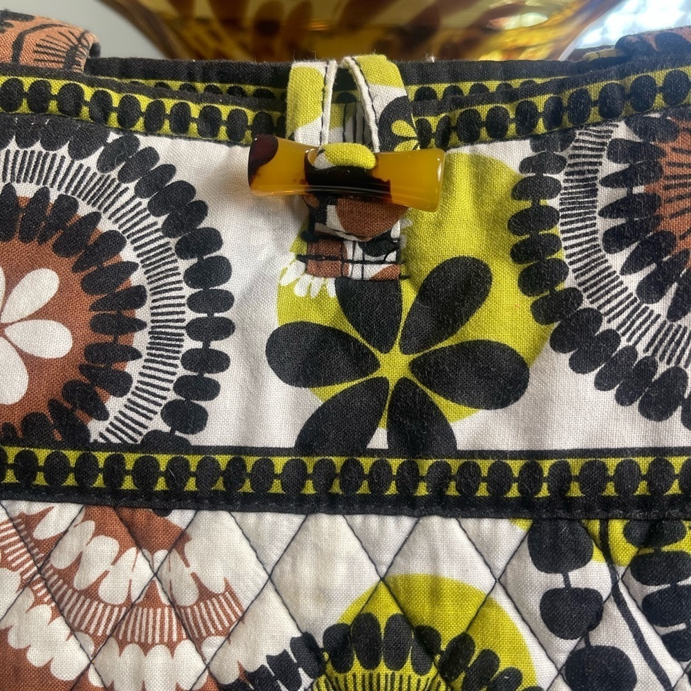 Vera Bradley Green and Brown Abstract Tote Bag - Picture 3 of 9